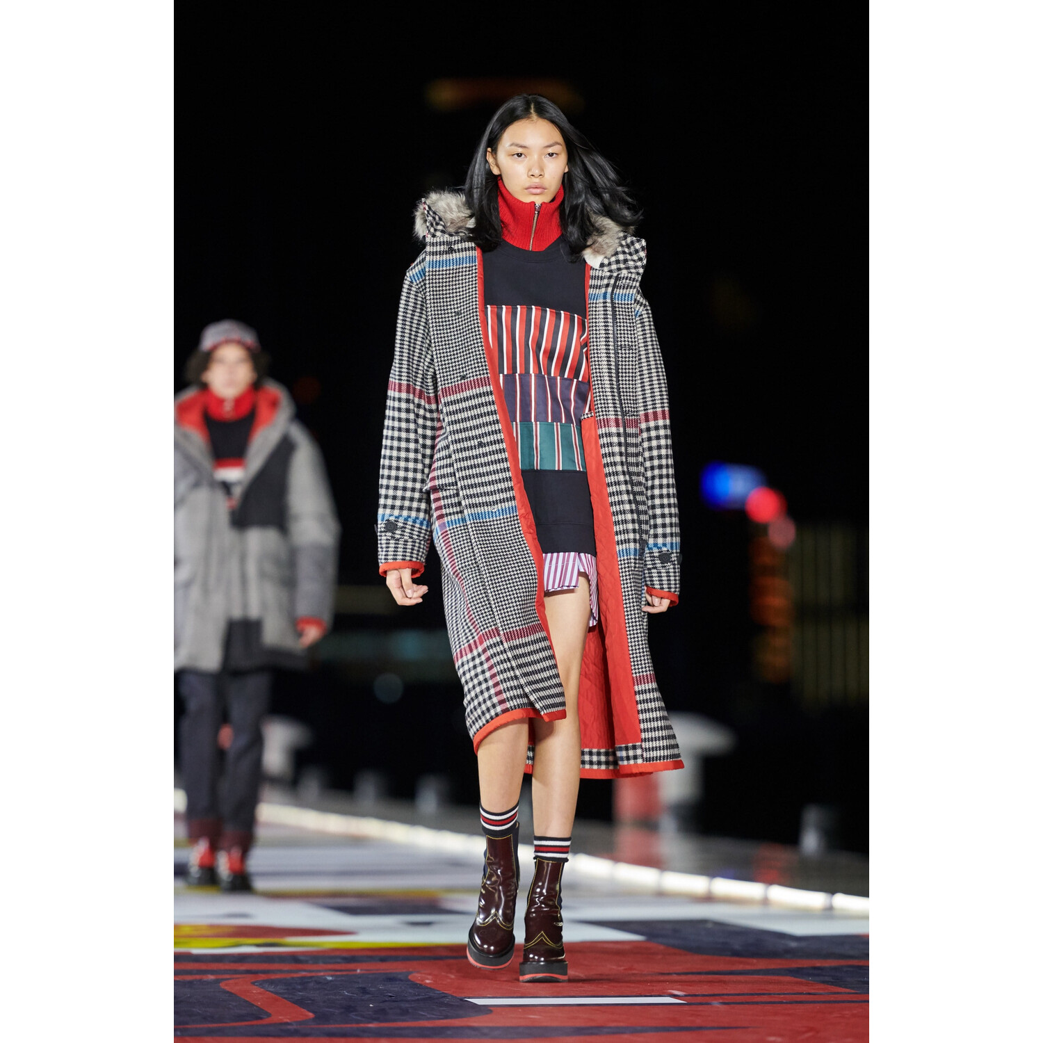 Фото TOMMYNOW ICONS Tommy Hilfiger Fall 2018 Mainstyles